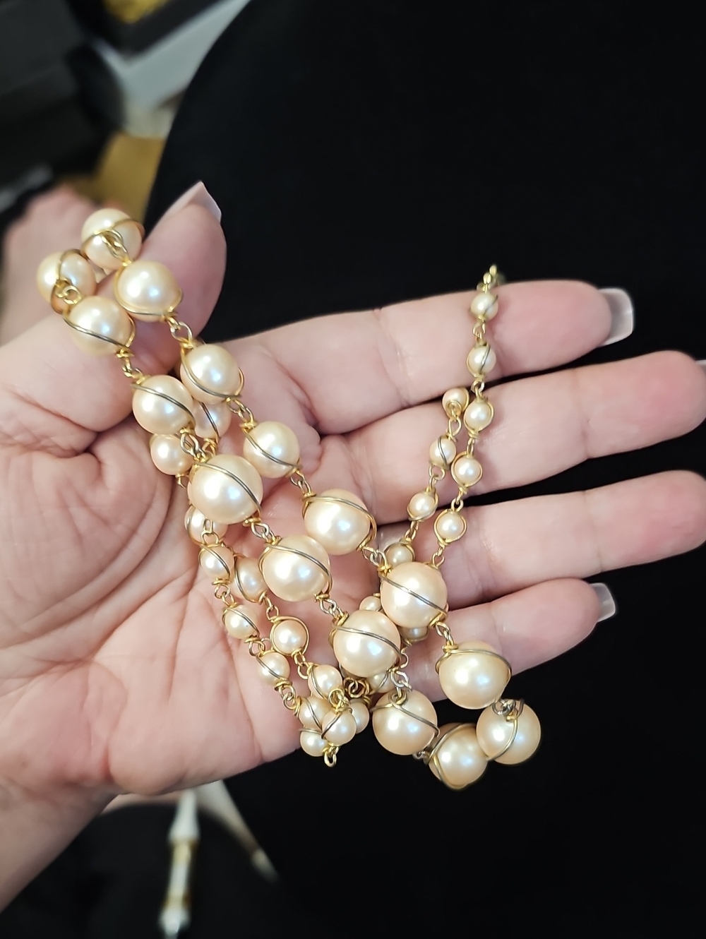 Vintage Graduating Encased Faux Pearl Necklace